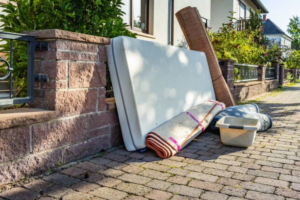 Best Local Junk Hauling  in Bangor, MI